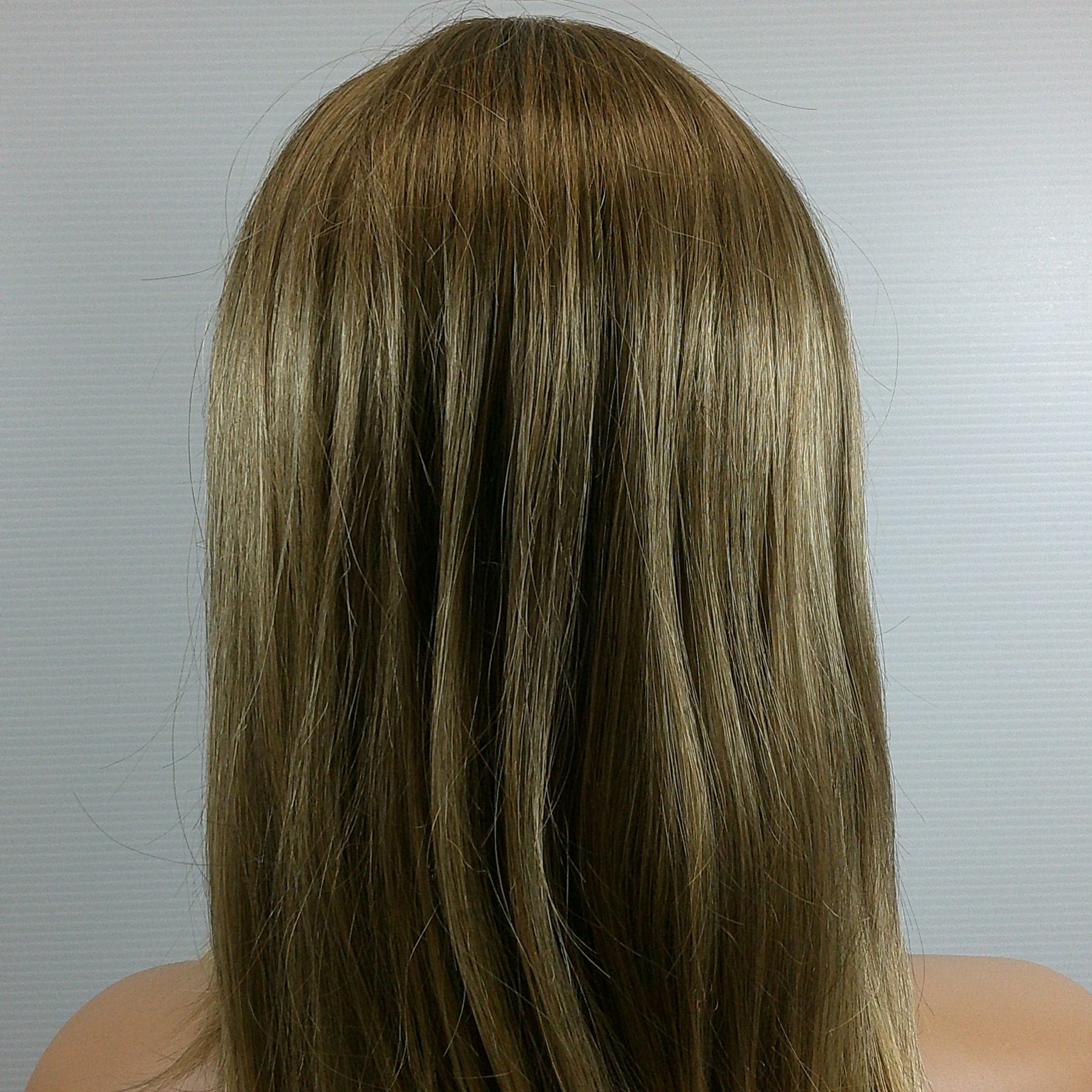 Braelynn - Blonde Medium Length Synthetic Wig - Image 2