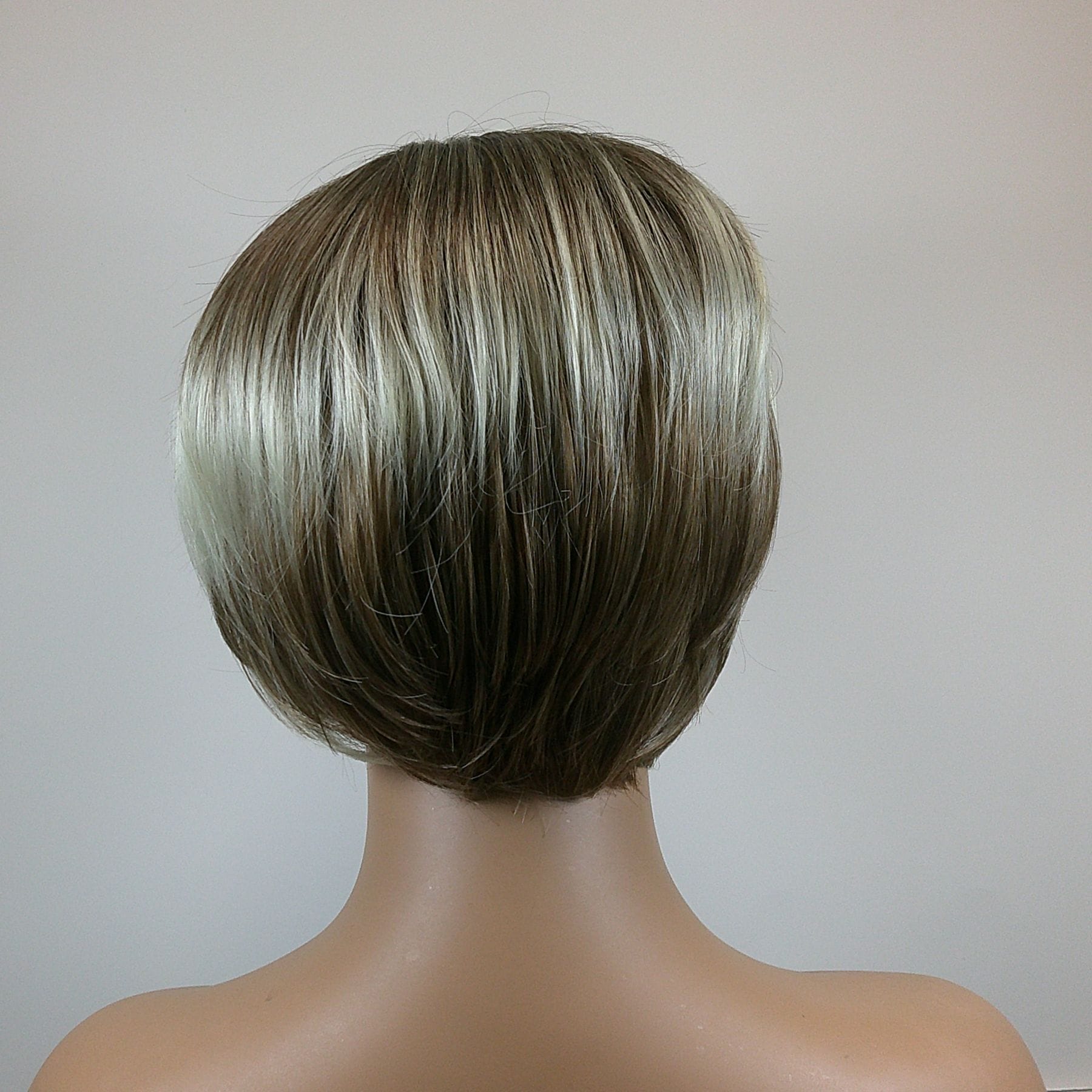 Adeline - Blonde Short Length Synthetic Wig - Image 2